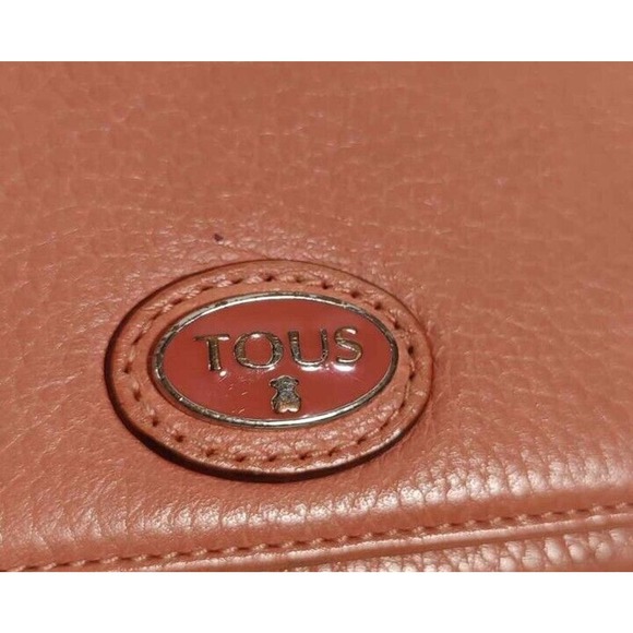 Womens TOUS WALLET Peach Leather Zip Around Clutch Credit Card Holder Large - Picture 7 of 7